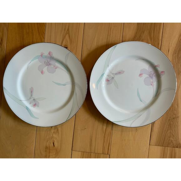 Mikasa Fine China June Garden Place Setting Dinner, Salad Plates & Cups - Picture 7 of 16